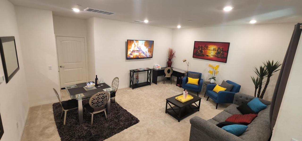 Private Lux Apartment In A New Community 폰타나 외부 사진